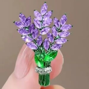 Fashion jewelry brooch